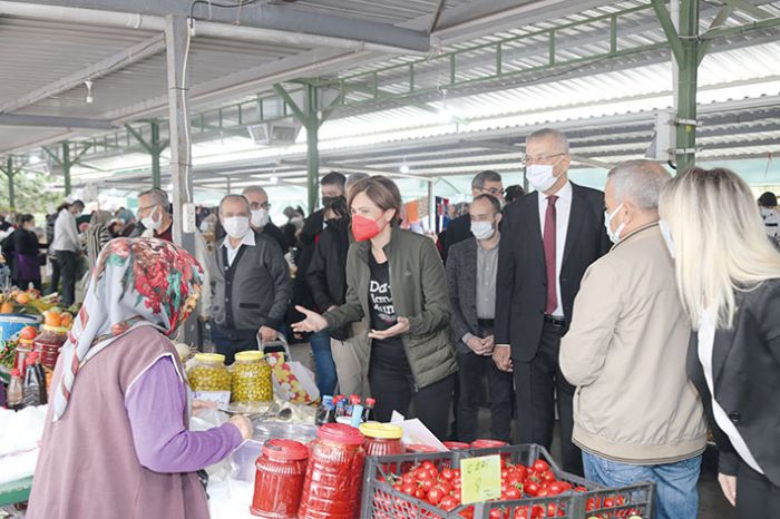 Canan Kaftacolu, Kadn retici Pazarlarn ziyaret etti