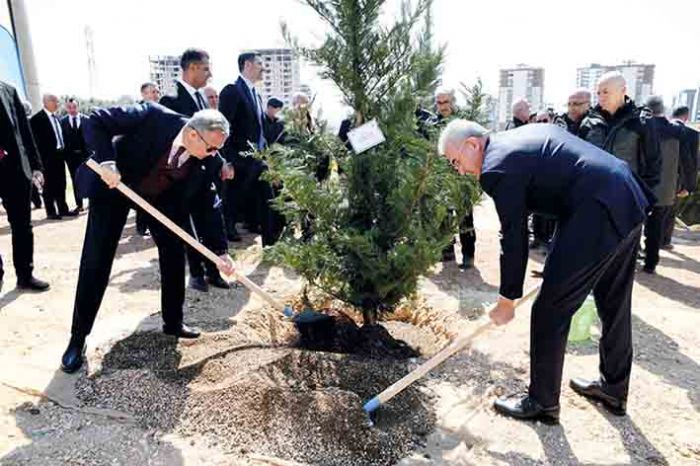 Bykehirden Tarsus Genlik Kampnda ocuklara kar srprizi