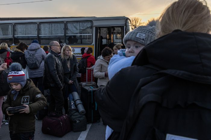 Mariupol’de bir gnde 2 binden fazla sivil tahliye edildi