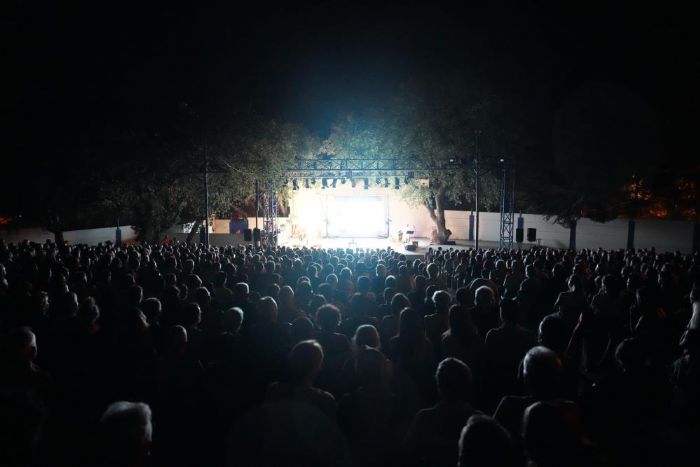 Burhaniye'de festival hz kesmeden devam ediyor