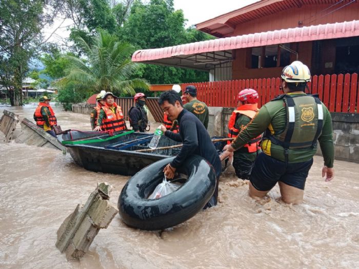 Tayland'da sel felaketi