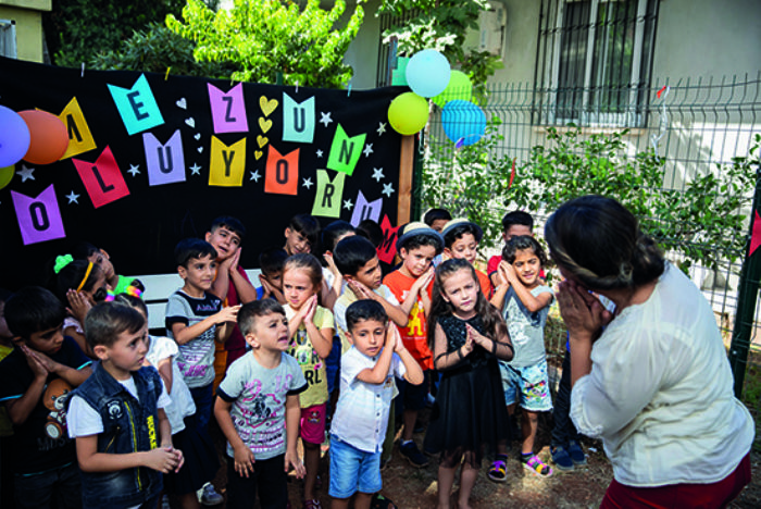 Mevlana Kadn Ve ocuk Atlyesine giden 32 ocuu okul heyecan sard