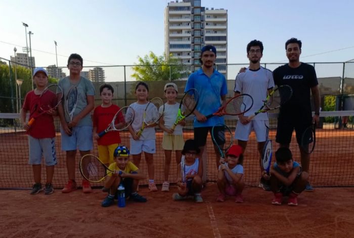 Mersin'deki tenis kursuna ilgi byk