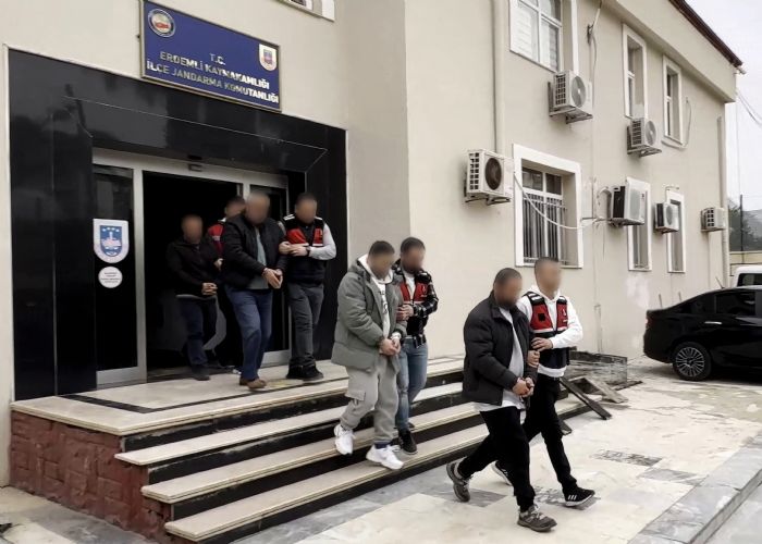 Mersin'de dolandrclk operasyonu: 3 tutuklama