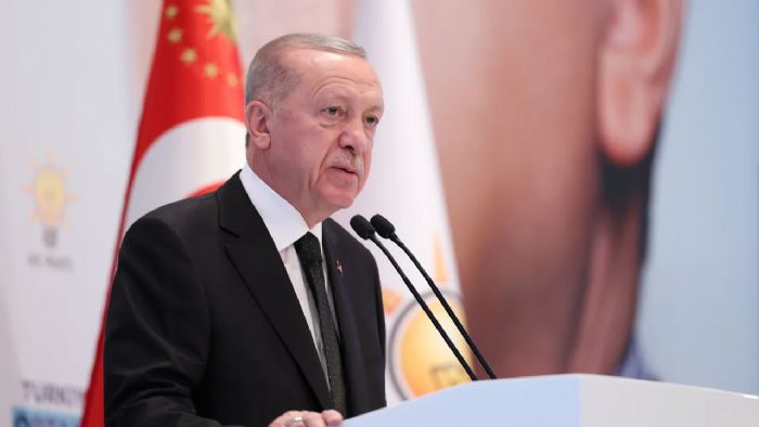 Cumhurbakan Erdoan, Trkiye'nin ikinci astronotu Atasever'e baar diledi