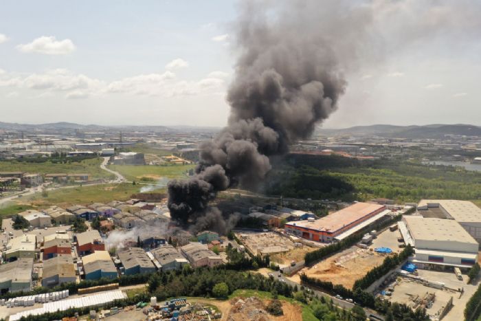 Tuzla’da fabrikada iddetli patlama: 3 kii hayatn kaybetti, 9 kii hafif yaraland