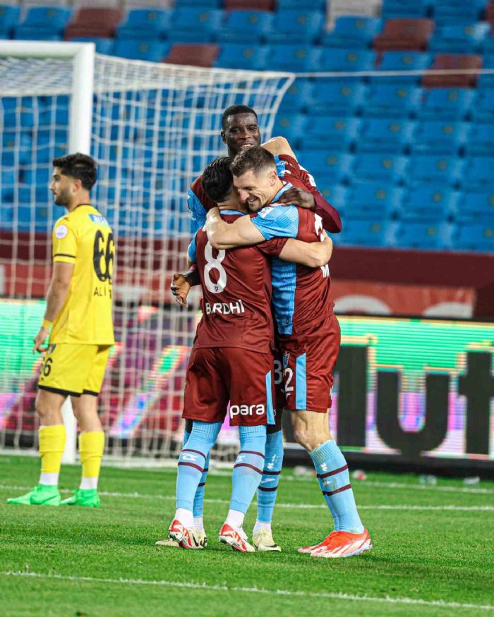 Trabzonspor: 3 - stanbulspor: 0 (Ma sonucu)