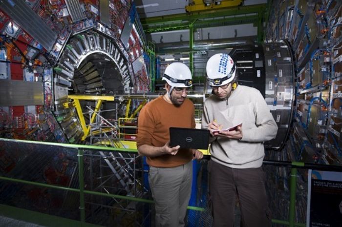 CERN inovasyonlarn Trk giriimcilerle buluturuyor