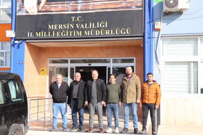 Gnll retmenlerin afet blgesine yemek hizmeti destei devam ediyor