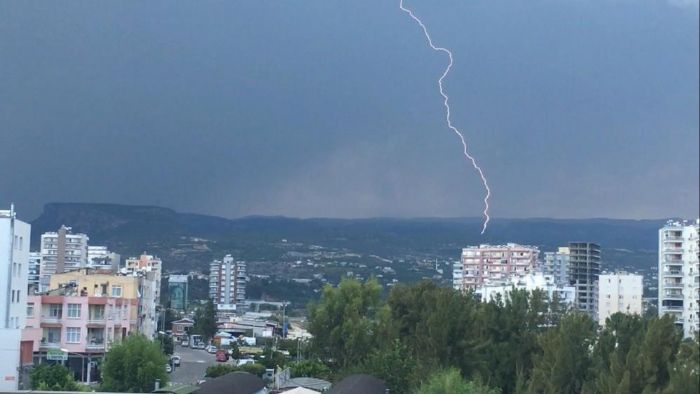 Mersin'de saanak ya etkili oldu