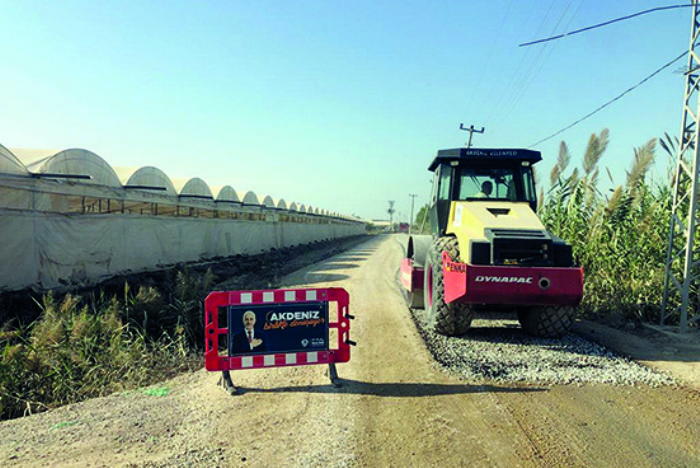 Akdenizin bahe yollarnda souk asfalt almalar hz kazand