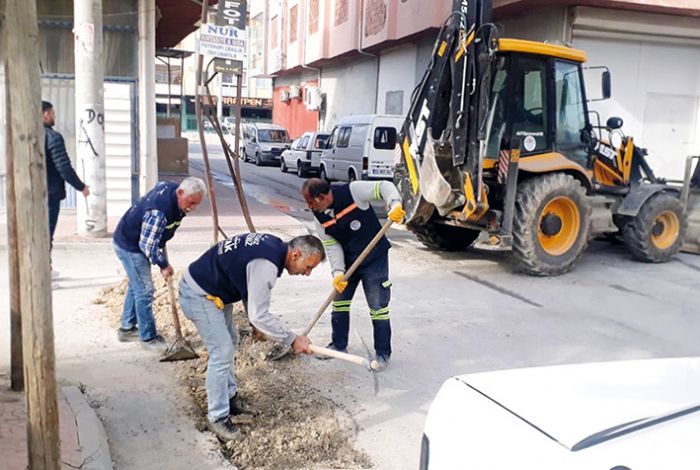 Akdenizin sokak ve parklar yenileniyor