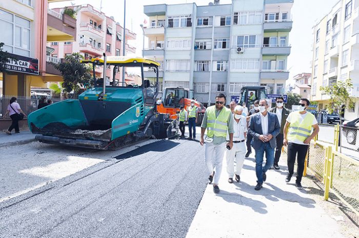 Tarsus Belediyesi asfalt almalarna aralksz devam ediyor