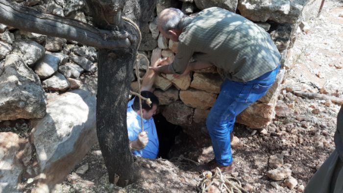 Fosseptik ukuru kazarken tesadfen buldular! 80 metre uzunluunda