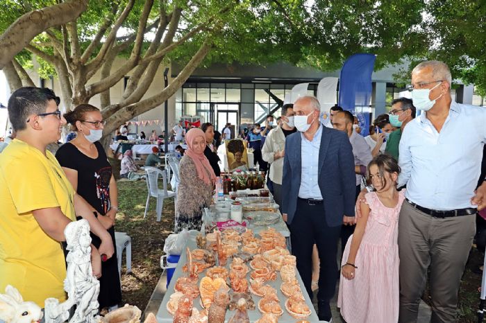 Akdeniz Belediyesinden sokak hayvanlar iin kermes