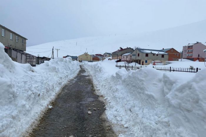 Kazkbeli Yaylas ve 5 kyn yolu seim hazrlklar iin erken ald