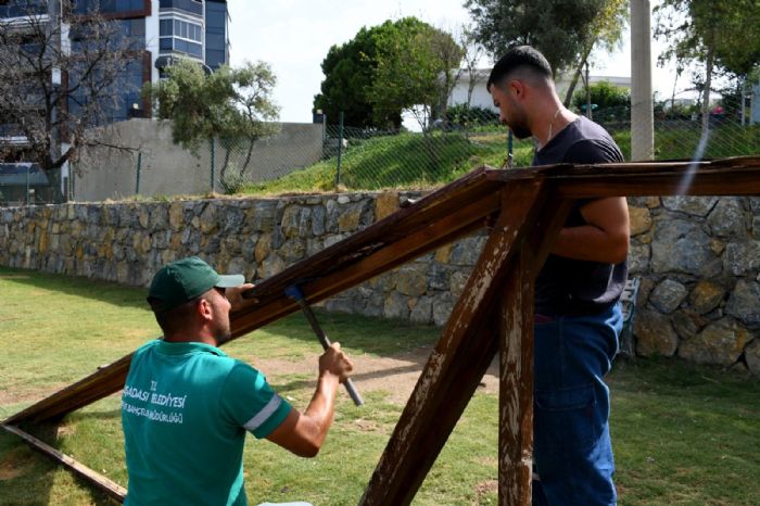 Kuadas Belediyesinden Can Dostlarn Park Alannda bakm almas