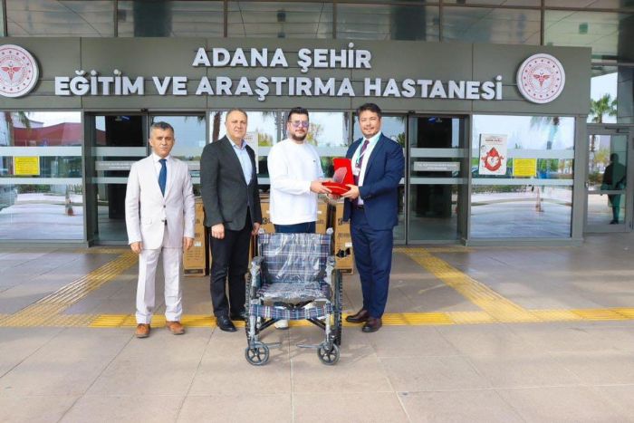 Adana ehir Hastanesine 100 tekerlekli sandalye baland