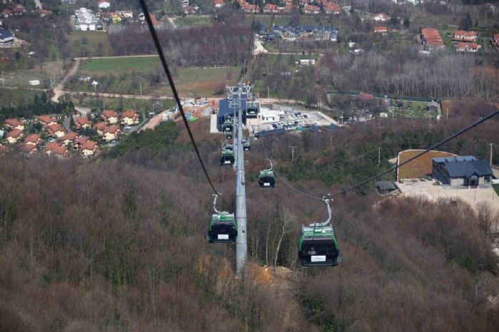 Teleferiin ilk yolcusu 1 yandaki bebek oldu