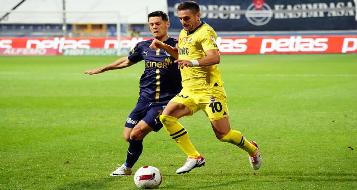 Fenerbahe ile Kasmpaa 42. randevuda