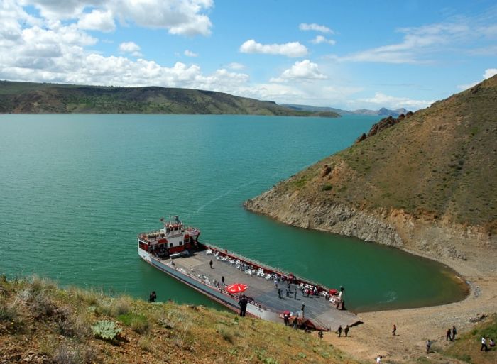 Pertek’te feribot saatlerine dzenleme