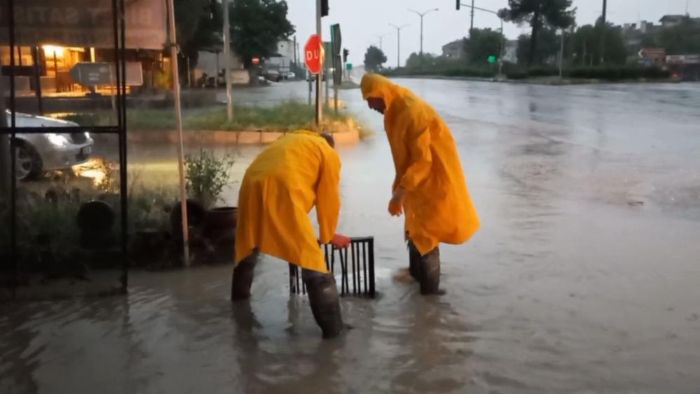 Osmanckta frtna, saanak ve dolu etkili oldu