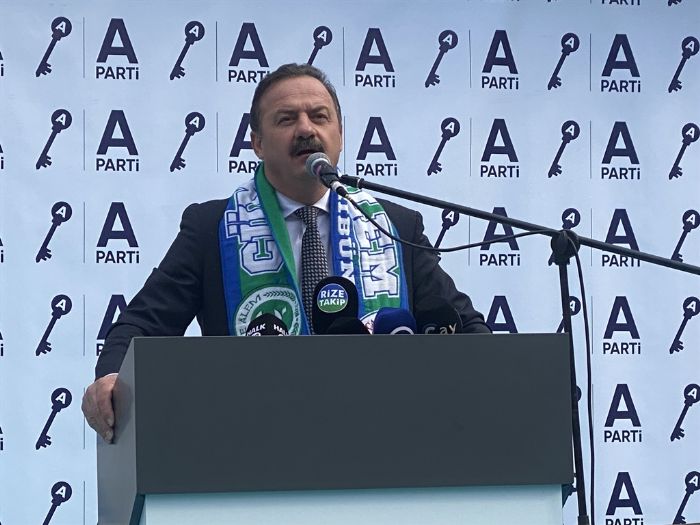 Yavuz Araliolu: 