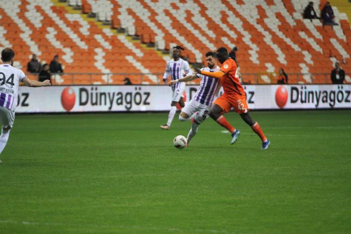 Adanaspor, Keirengc karsnda malup