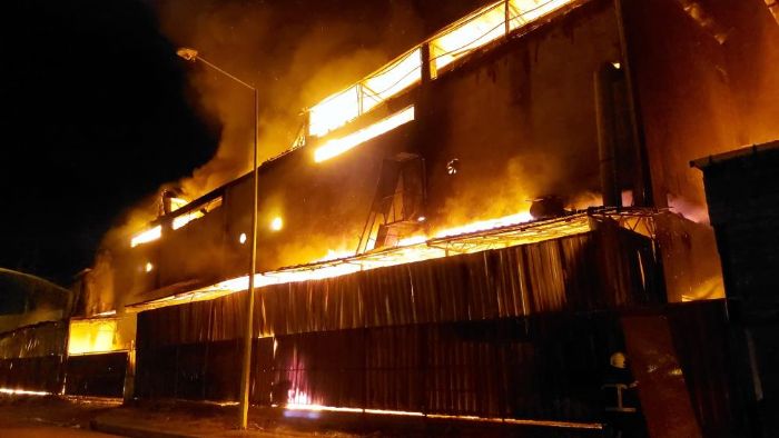 Samsun'da yatak ve koltuk fabrikasnda yangn