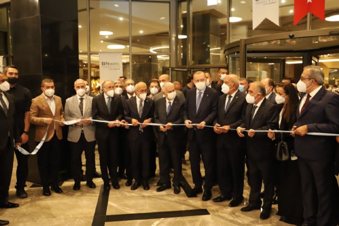 Cumhurbakan Erdoan Mersin’de otel an gerekletirdi