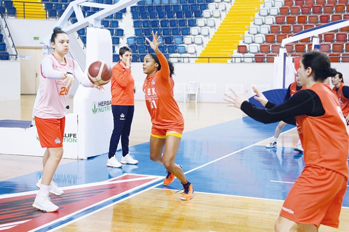 ukurova Basketbol’un rakibi Galatasaray