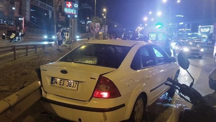 Maltepe'de otomobil motosiklete arpt