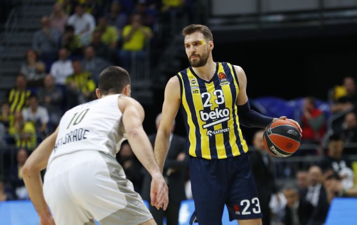 Fenerbahe, Partizan deplasmannda   