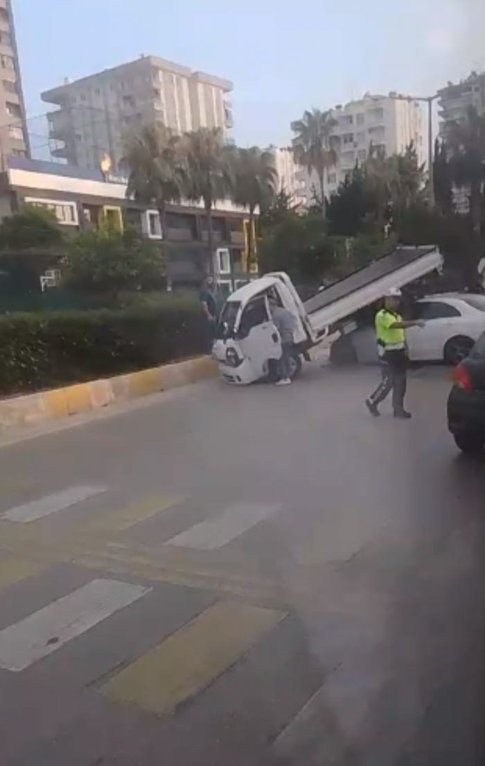 Mersin'de zincirleme trafik kazas