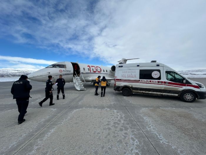 Kalasn kran ocuk, ambulans uakla Ankara'ya sevk edildi