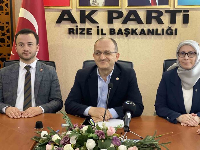 AK Parti Rize l Bakan Hikmet Ayar grevinden affn istedi