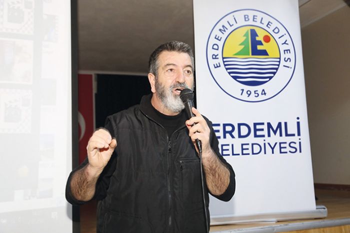 Erdemli Belediyesinden rencilere hayvan sevgisi etkinli