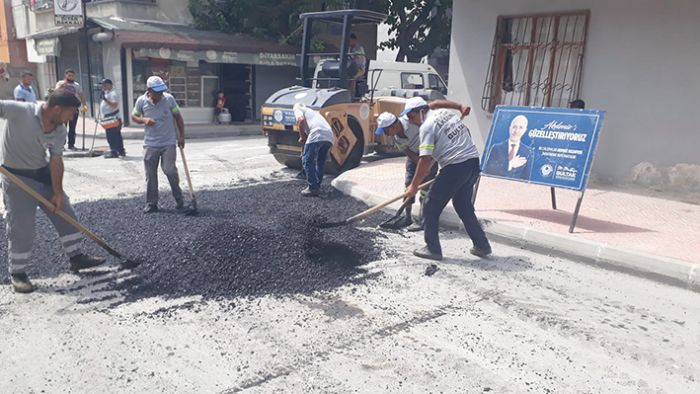 Akdenizde her mahalleye hizmet devam ediyor