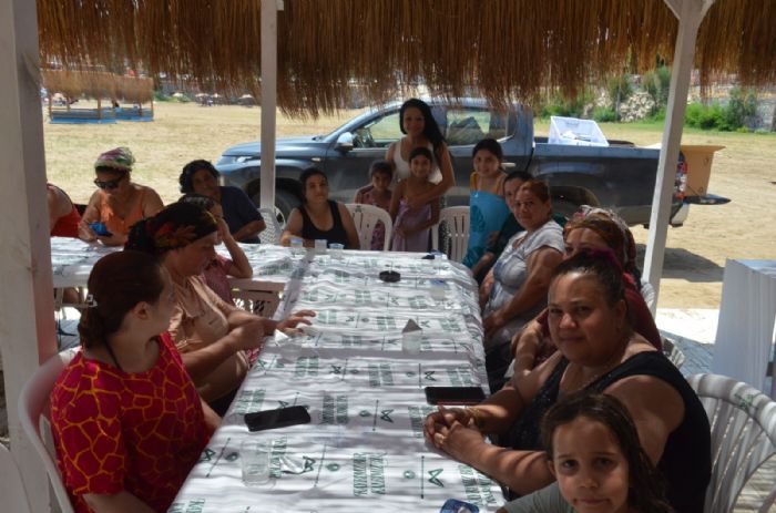 CHP Tarsus ile kadn kollar, kadn ve ocuklar deniz ile buluturuyor