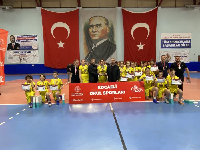 Baak Koleji Korfbol Takm namalup ampiyon oldu