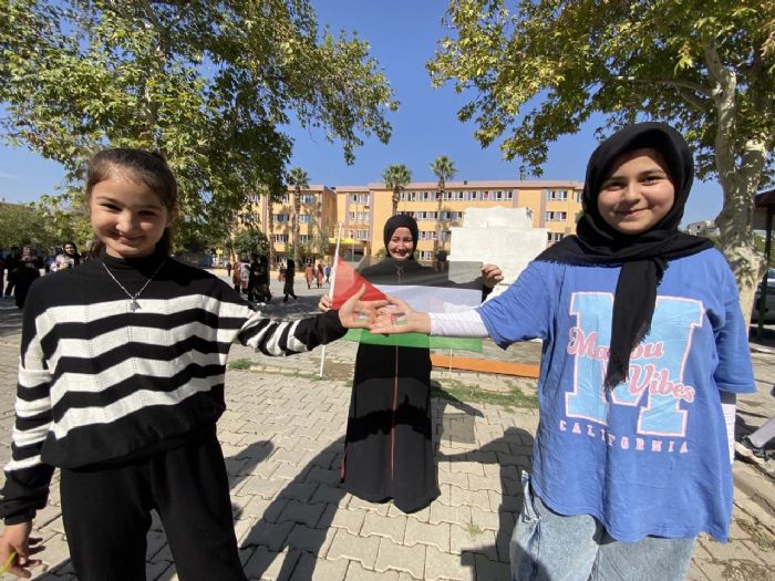  Kz mam Hatip Lisesi rencileri Filistin'e destek etkinlii dzenledi