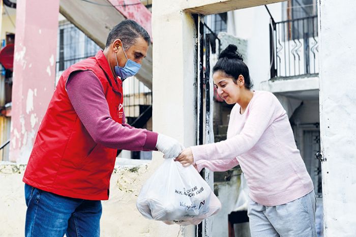 Bykehir, dar gelirliye patates ve soan datmna balad