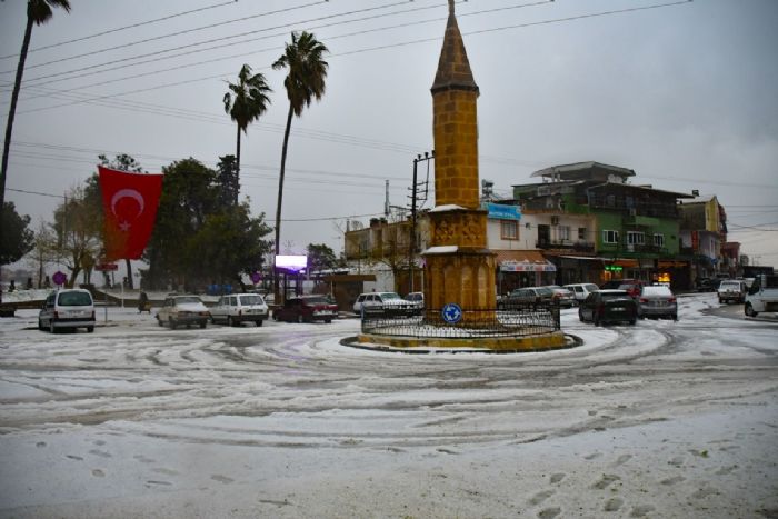 Adana’da dolu ileyi beyaza brd