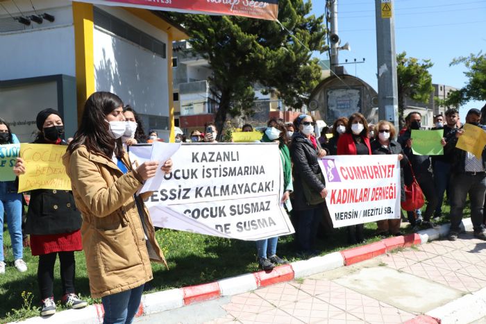 Mersin’de vatandalar ocuk istismarn protesto etti