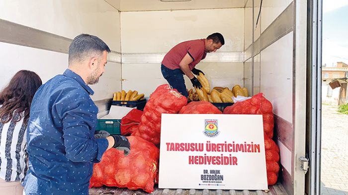 Tarsus Belediyesi, Kadir Gecesinde vatandalara soan ve ekmek datt