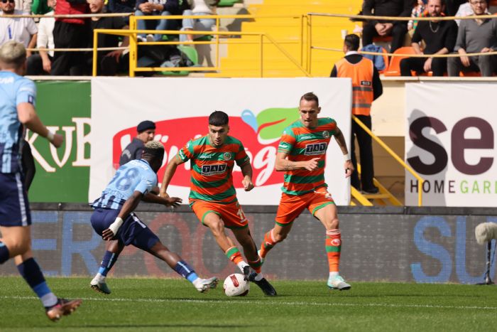 Alanyaspor: 2 - Adana Demirspor: 0 (lk yar)