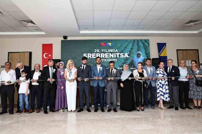 Srebrenitsa Soykrm Baclarda anld