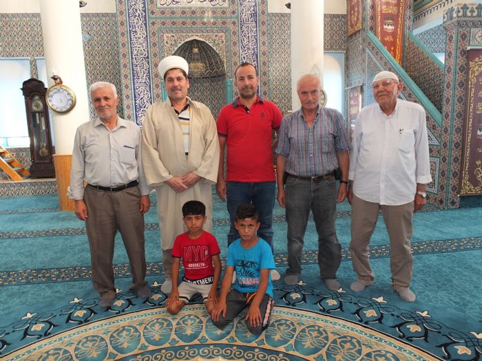 Burhaniyede ifte Minareli Cami imece ile prl prl oldu   