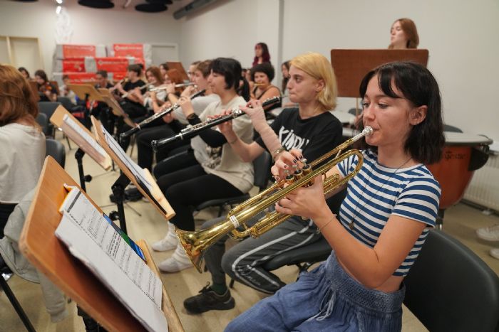 ki Elin Sesi Var ocuk Senfoni Orkestras, konser iin hazr