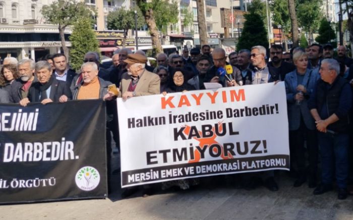 Mersinde Van Protestosu: Kayyum Kararna Tepki!